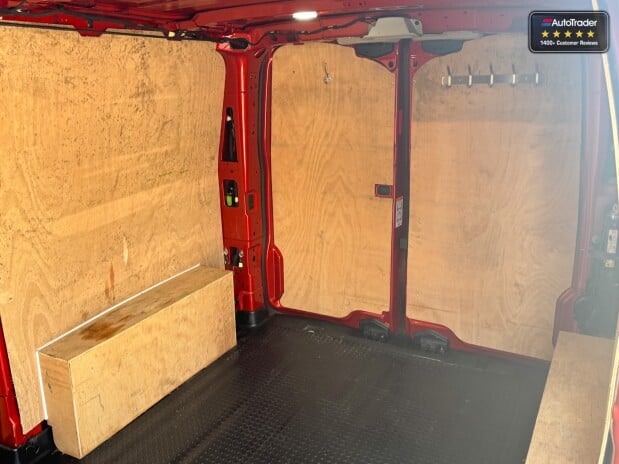 Ford Transit Custom SWB L1H1 [SOLD CR] 300 Limited Alloys Air Con Sensors Alloys Carplay EURO 6 10