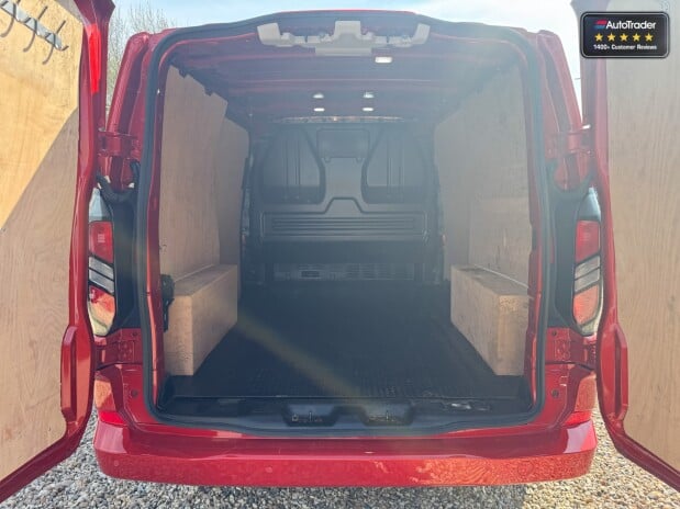 Ford Transit Custom SWB L1H1 [SOLD CR] 300 Limited Alloys Air Con Sensors Alloys Carplay EURO 6 11