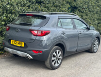 Kia Stonic 1.0 T-GDi 2 SUV 5dr Petrol Manual Euro 6 (s/s) (99 bhp) 31