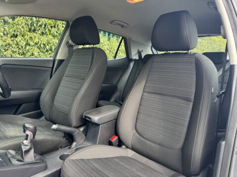 Kia Stonic (Sold) 1.0 T-GDi 2 SUV 5dr Petrol Manual Euro 6 (s/s) (99 bhp) 7