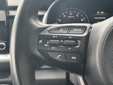 Kia Stonic (Sold) 1.0 T-GDi 2 SUV 5dr Petrol Manual Euro 6 (s/s) (99 bhp) 11