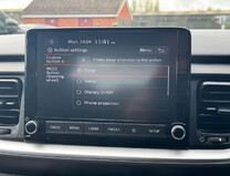 Kia Stonic 1.0 T-GDi 2 SUV 5dr Petrol Manual Euro 6 (s/s) (99 bhp) 19