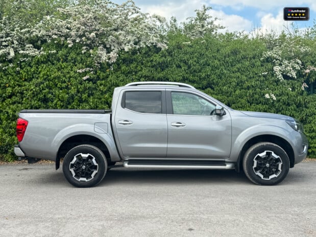 Nissan Navara AUTO Crew Cab 4X4 Tekna Alloys Air Con 190PS Cruise EURO 6 NO VAT 4