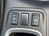 Nissan Navara AUTO Crew Cab 4X4 Tekna Alloys Air Con 190PS Cruise EURO 6 NO VAT 37