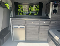 Volkswagen Transporter Camper HIghline Pop Top Fridge Cooker R&R Bed Captain Seats Ext' Power NO V 16