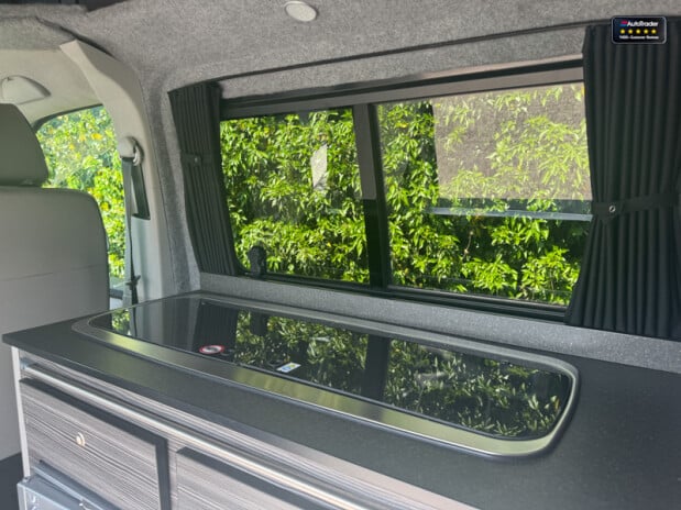 Volkswagen Transporter Camper HIghline Pop Top Fridge Cooker R&R Bed Captain Seats Ext' Power NO V 19
