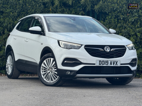 Vauxhall Grandland X 1.2 Turbo GPF Tech Line Nav SUV 5dr Petrol Manual Euro 6 (s/s) (130 ps) 2