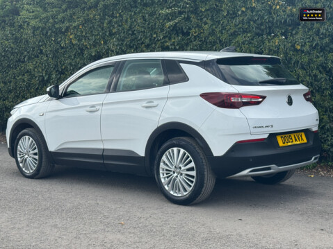 Vauxhall Grandland X 1.2 Turbo GPF Tech Line Nav SUV 5dr Petrol Manual Euro 6 (s/s) (130 ps) 6