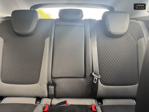 Vauxhall Grandland X 1.2 Turbo GPF Tech Line Nav SUV 5dr Petrol Manual Euro 6 (s/s) (130 ps) 9