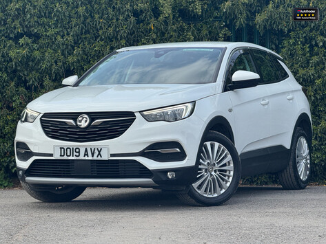 Vauxhall Grandland X 1.2 Turbo GPF Tech Line Nav SUV 5dr Petrol Manual Euro 6 (s/s) (130 ps)