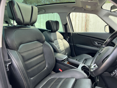 Renault Grand Scenic 1.6 dCi Signature Nav MPV 5dr Diesel EDC Euro 6 (s/s) (160 ps)[Tadley] 11