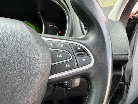 Renault Grand Scenic 1.6 dCi Signature Nav MPV 5dr Diesel EDC Euro 6 (s/s) (160 ps)[Tadley] 20