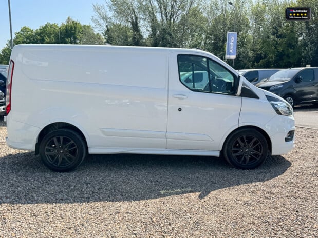 Ford Transit Custom AUTO SWB L1H1 290 Sport Air Con Cam Sensors EURO 6 NO VAT 5