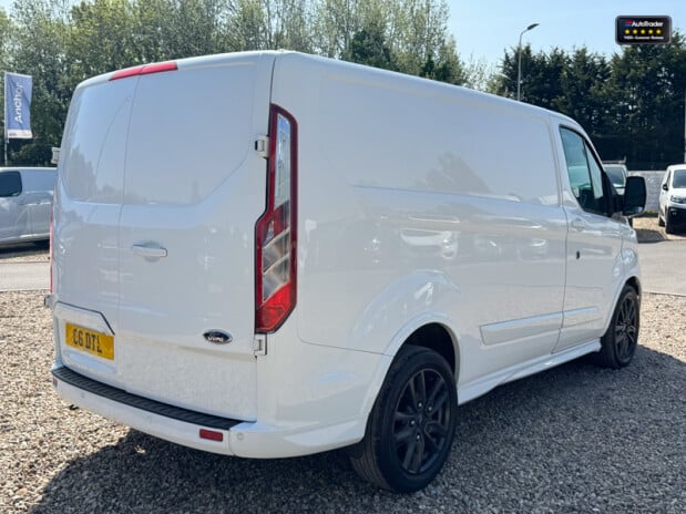 Ford Transit Custom AUTO SWB L1H1 290 Sport Air Con Cam Sensors EURO 6 NO VAT 6