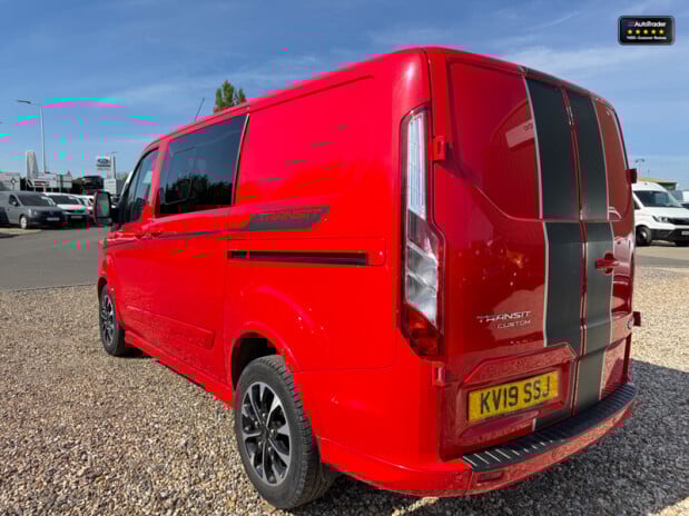 Ford Transit Custom Crew Cab AUTO SWB L1H1 310 Sport Air Con Cam Sensors EURO 6 11