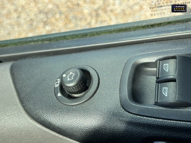Ford Transit Custom Crew Cab AUTO SWB L1H1 310 Sport Air Con Cam Sensors EURO 6 28