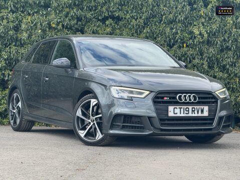Audi S3 2.0 TFSI Black Edition Sportback 5dr Petrol S Tronic quattro Euro 6 (s/s) ( 2