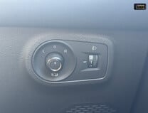 MG ZS 72.6kWh Trophy Connect Long Range SUV 5dr Electric Motor Auto (156 ps) 19