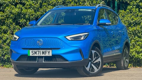 MG ZS 72.6kWh Trophy Connect Long Range SUV 5dr Electric Motor Auto (156 ps) 