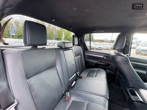 Toyota Hilux Crew Cab AUTO 4X4 Invincible X 4WD Air Con Cam Nav EURO 6 NO VAT 12