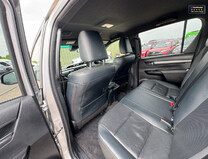Toyota Hilux Crew Cab AUTO 4X4 Invincible X 4WD Air Con Cam Nav EURO 6 NO VAT 14