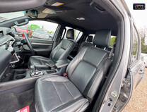 Toyota Hilux Crew Cab AUTO 4X4 Invincible X 4WD Air Con Cam Nav EURO 6 NO VAT 17