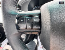 Toyota Hilux Crew Cab AUTO 4X4 Invincible X 4WD Air Con Cam Nav EURO 6 NO VAT 19