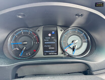 Toyota Hilux Crew Cab AUTO 4X4 Invincible X 4WD Air Con Cam Nav EURO 6 NO VAT 24