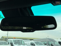 Toyota Hilux Crew Cab AUTO 4X4 Invincible X 4WD Air Con Cam Nav EURO 6 NO VAT 33
