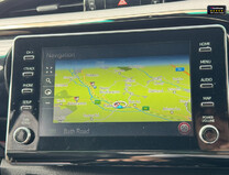 Toyota Hilux Crew Cab AUTO 4X4 Invincible X 4WD Air Con Cam Nav EURO 6 NO VAT 43