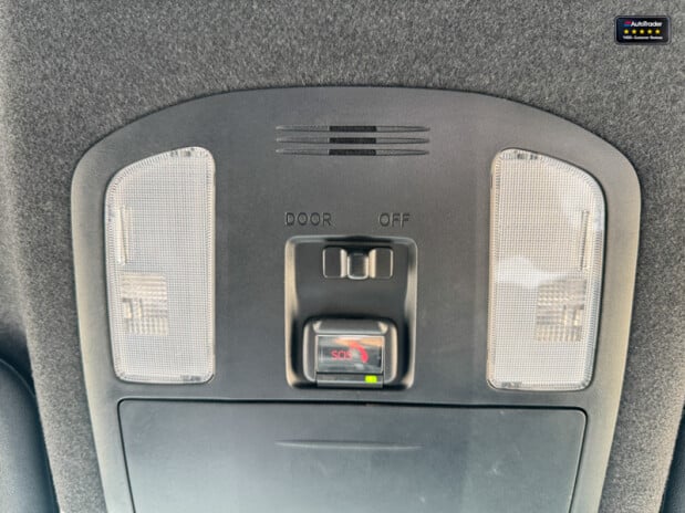 Toyota Hilux Crew Cab AUTO 4X4 Invincible X 4WD Air Con Cam Nav EURO 6 NO VAT 53