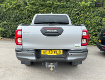 Toyota Hilux Crew Cab AUTO 4X4 Invincible X 4WD Air Con Cam Nav EURO 6 NO VAT 7