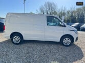 Volkswagen Transporter SWB L1H1 Low Roof T28 Tdi Highline Air Con Alloys Sensors EURO 6 5