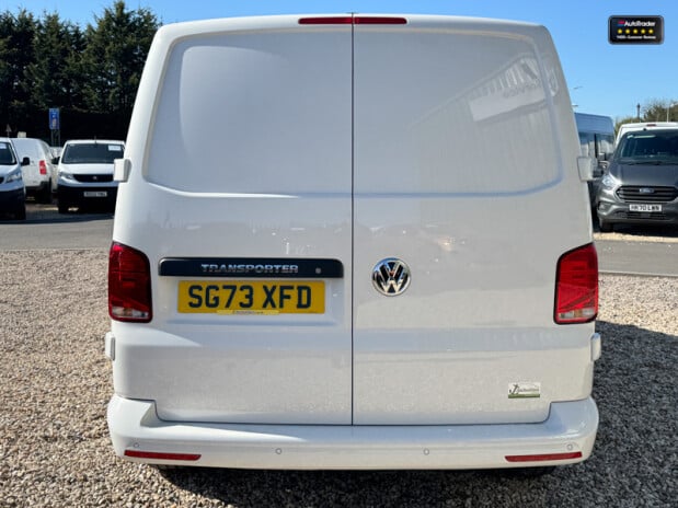 Volkswagen Transporter SWB L1H1 Low Roof T28 Tdi Highline Air Con Alloys Sensors EURO 6 7