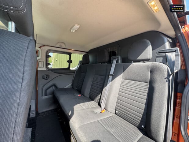 Ford Transit Custom Crew Cab SWB L1H1 Low Roof 300 Limited Air Con Sensors EURO 6 12