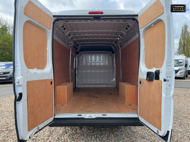 Peugeot Boxer XLWB L4H2 Medium Roof Professional Premium Plus Air Con Nav EURO 6 8
