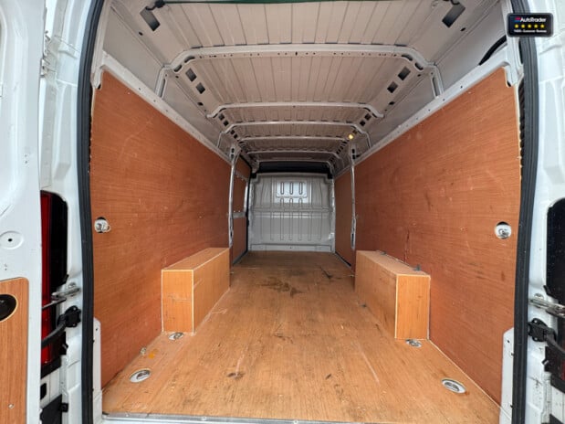 Peugeot Boxer XLWB L4H2 Medium Roof Professional Premium Plus Air Con Nav EURO 6 9