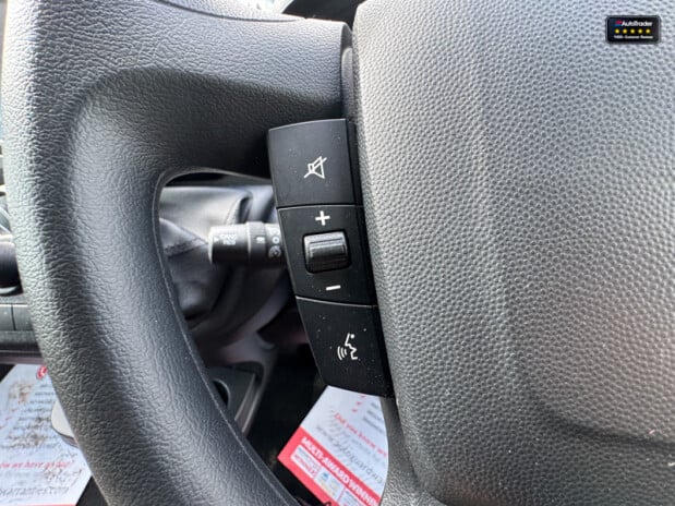 Peugeot Boxer XLWB L4H2 Medium Roof Professional Premium Plus Air Con Nav EURO 6 17