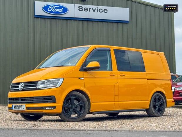 Volkswagen Transporter Crew Cab AUTO SWB L1H1 Kombi Highline Air Con Cam Nav EURO 6 NO VAT 2
