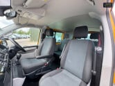 Volkswagen Transporter Crew Cab AUTO SWB L1H1 Kombi Highline Air Con Cam Nav EURO 6 NO VAT 15