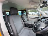 Volkswagen Transporter Crew Cab AUTO SWB L1H1 Kombi Highline Air Con Cam Nav EURO 6 NO VAT 17