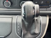 Volkswagen Transporter Crew Cab AUTO SWB L1H1 Kombi Highline Air Con Cam Nav EURO 6 NO VAT 49