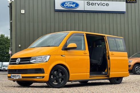 Volkswagen Transporter Crew Cab AUTO SWB L1H1 Kombi Highline Air Con Cam Nav EURO 6 NO VAT