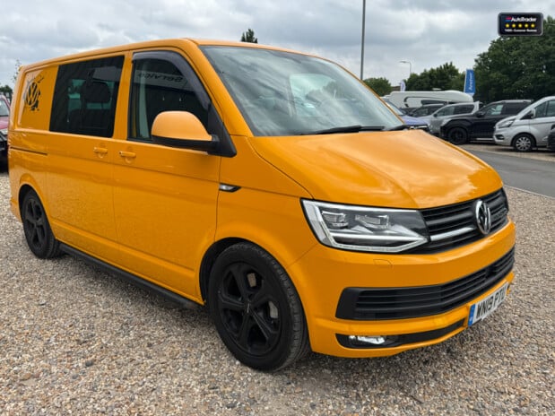 Volkswagen Transporter Crew Cab [SOLD SM] AUTO SWB L1H1 Kombi Highline Air Con Cam Nav EURO 6 NO 5