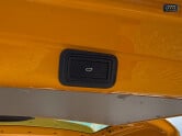 Volkswagen Transporter Crew Cab [SOLD SM] AUTO SWB L1H1 Kombi Highline Air Con Cam Nav EURO 6 NO 12