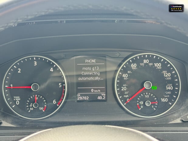 Volkswagen Transporter Crew Cab [SOLD SM] AUTO SWB L1H1 Kombi Highline Air Con Cam Nav EURO 6 NO 29