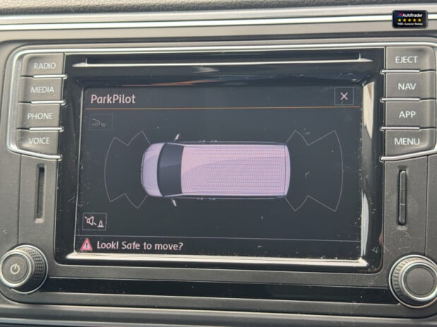 Volkswagen Transporter Crew Cab [SOLD SM] AUTO SWB L1H1 Kombi Highline Air Con Cam Nav EURO 6 NO 56