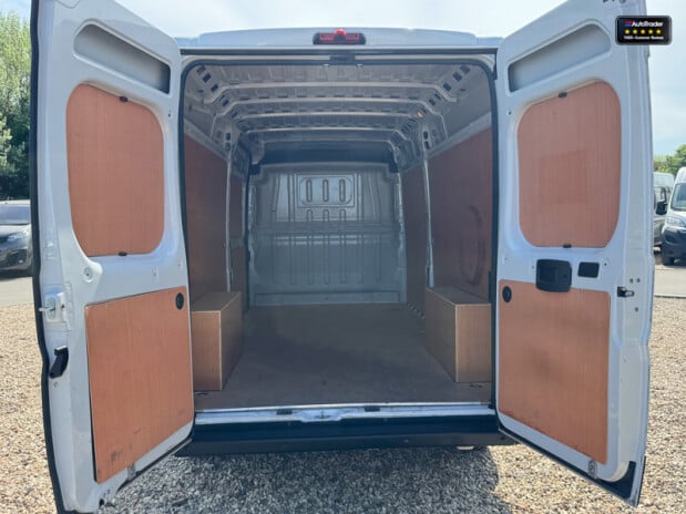 Citroen Relay LWB L3H2 Medium Roof Enterprise Edition Air Con Cam Nav EURO 6 NO VAT 8