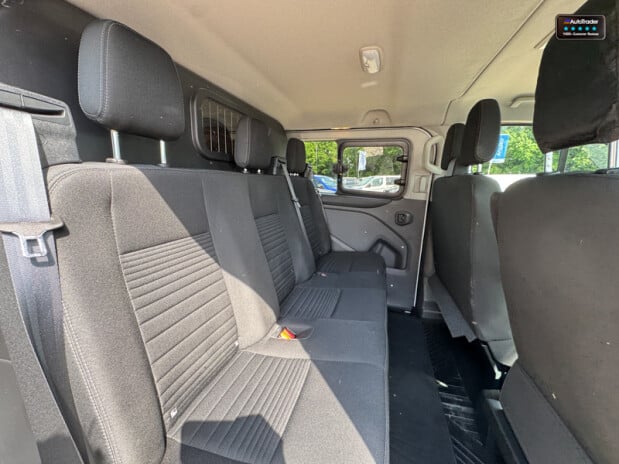Ford Transit Custom Crew Cab LWB L2H1 320 Limited Air Con Heated Seats Sensors EURO 6 16