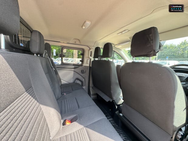 Ford Transit Custom Crew Cab LWB L2H1 320 Limited Air Con Heated Seats Sensors EURO 6 17